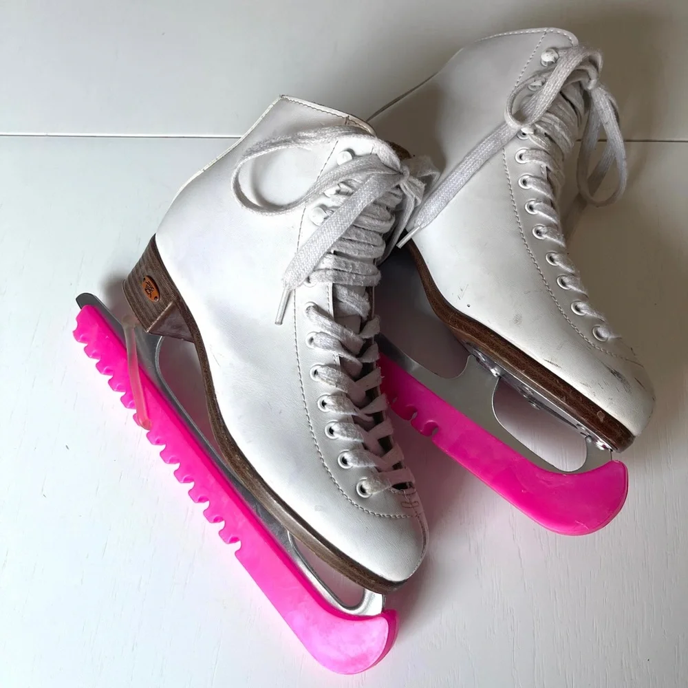White Women's Figure Ice Skates with Pink Blade Guards
